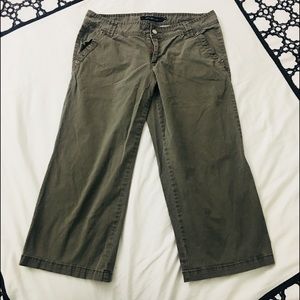 Calvin Klein | capri pants